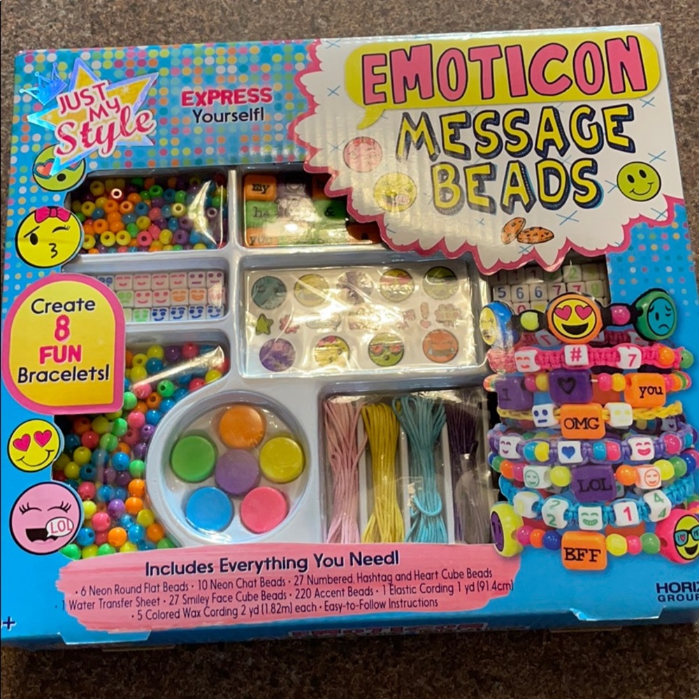 Emoji friendship bracelet kit
